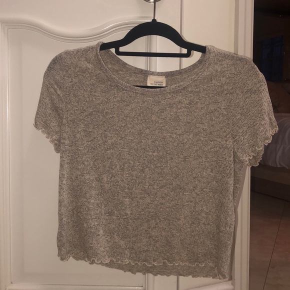 Caution To The Wind Tops - Oatmeal crop top large